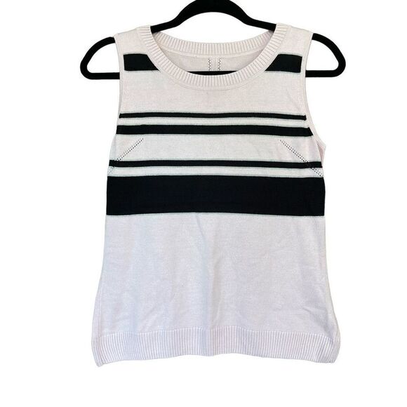 St. John tank blouse and cardigan set - Picture 7 of 12